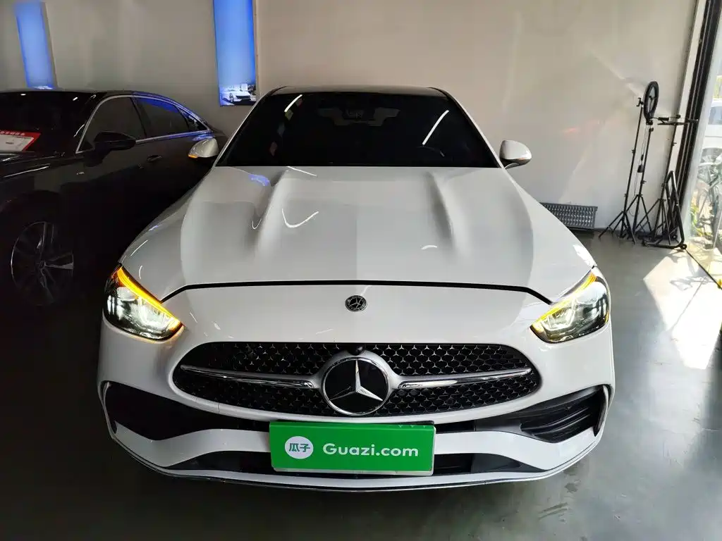 Mercedes-Benz C-Class 2023