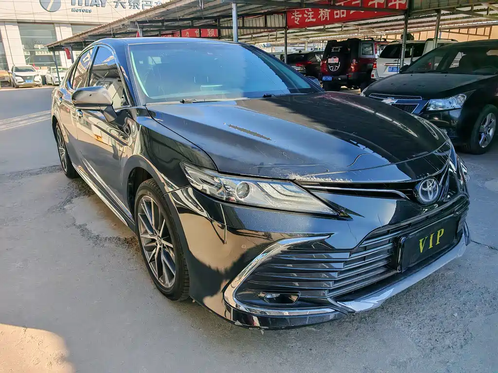 Toyota Camry 2024 — фото 3
