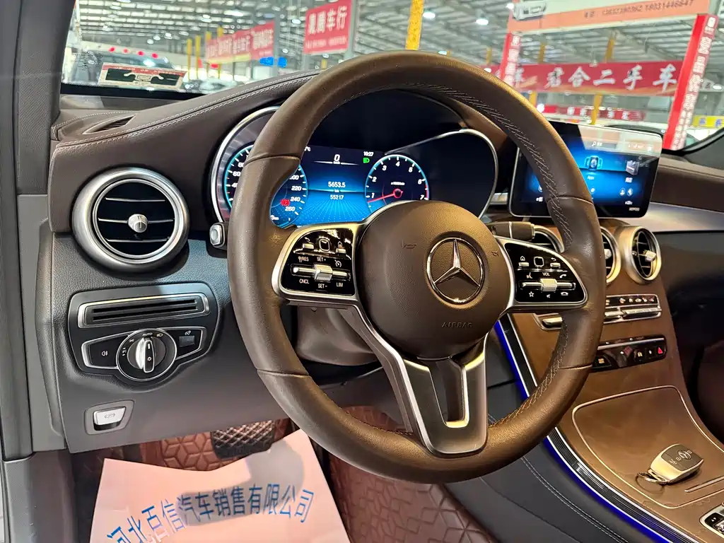 Mercedes-Benz GLC 2021 — фото 19