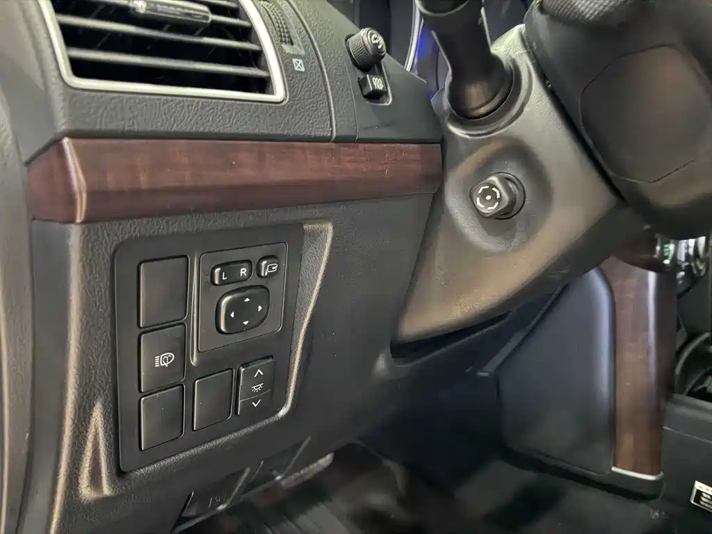 Toyota Prado 2016 — фото 9
