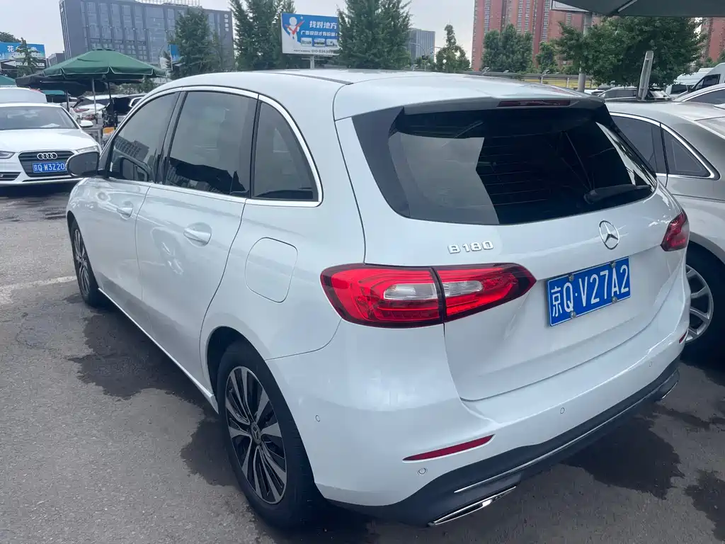 Mercedes-Benz B-Class 2022