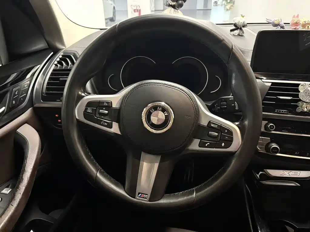BMW X3 2018 — фото 13