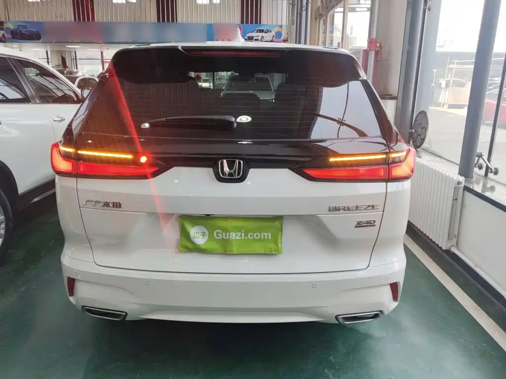 Honda Breeze 2023