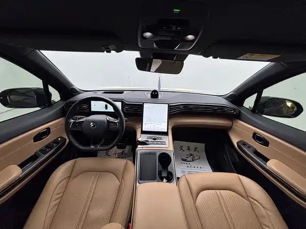 NIO ES6 2021