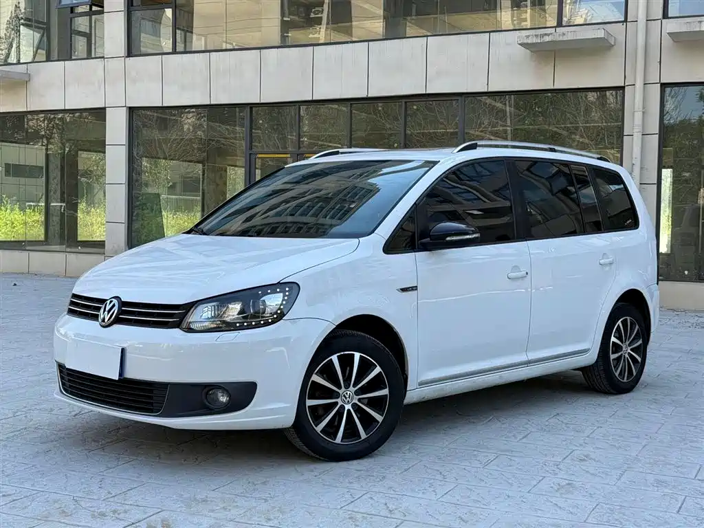 Volkswagen Touran 2016
