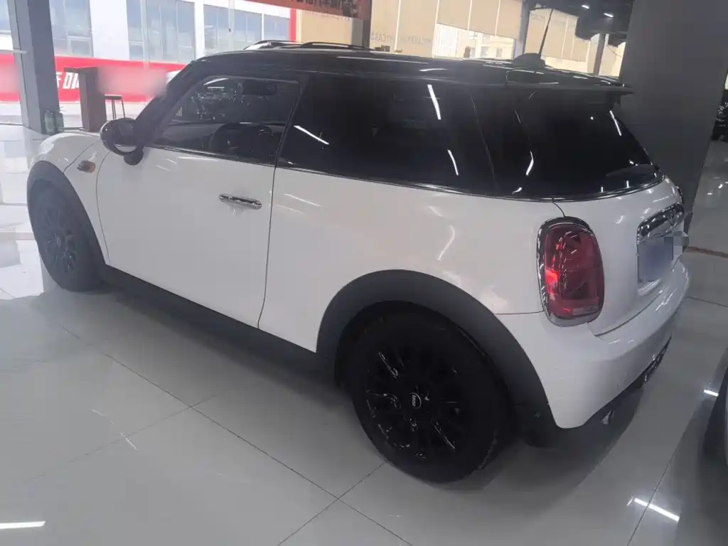 MINI Mini 2018