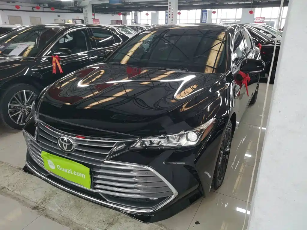 Toyota Avalon 2020 — фото 2