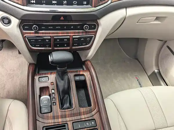 GAC Trumpchi GS8 2019