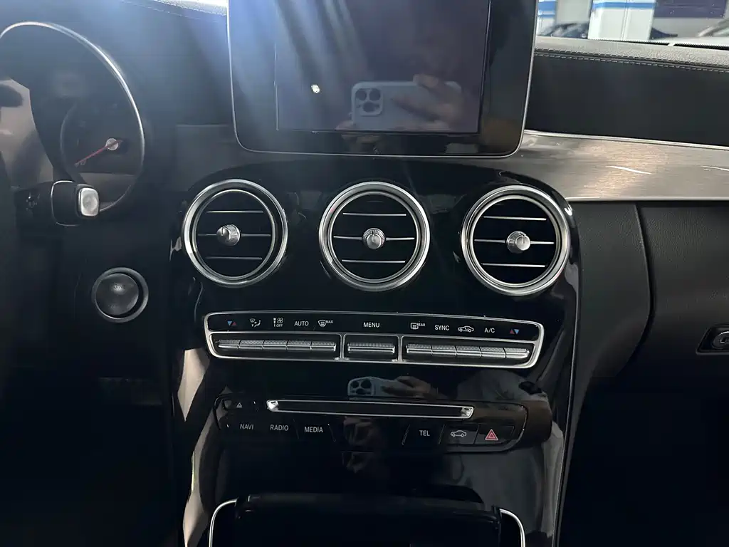 Mercedes-Benz C-Class 2018 — фото 10