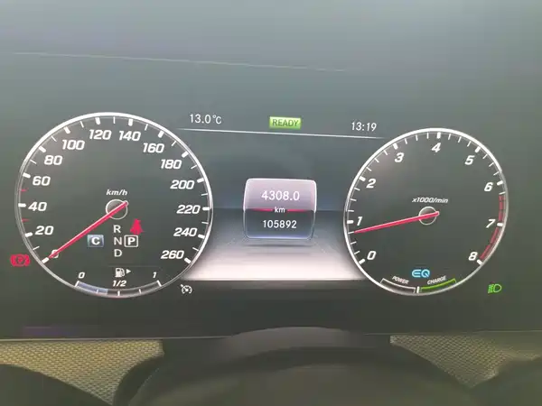 Mercedes-Benz E-Class 2021