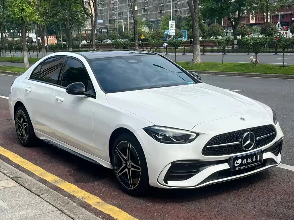 Mercedes-Benz C-Class 2023 — фото 3