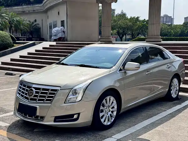 Cadillac XTS 2015