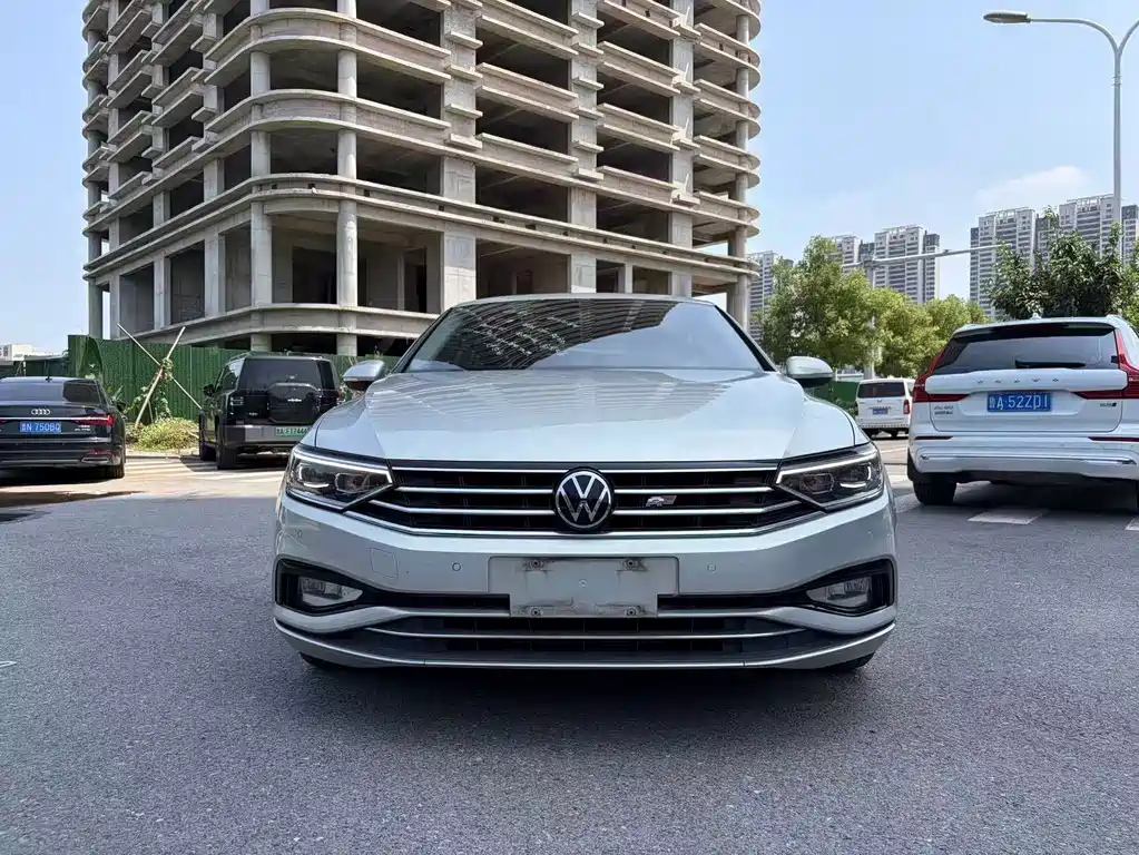 Volkswagen Magotan 2021