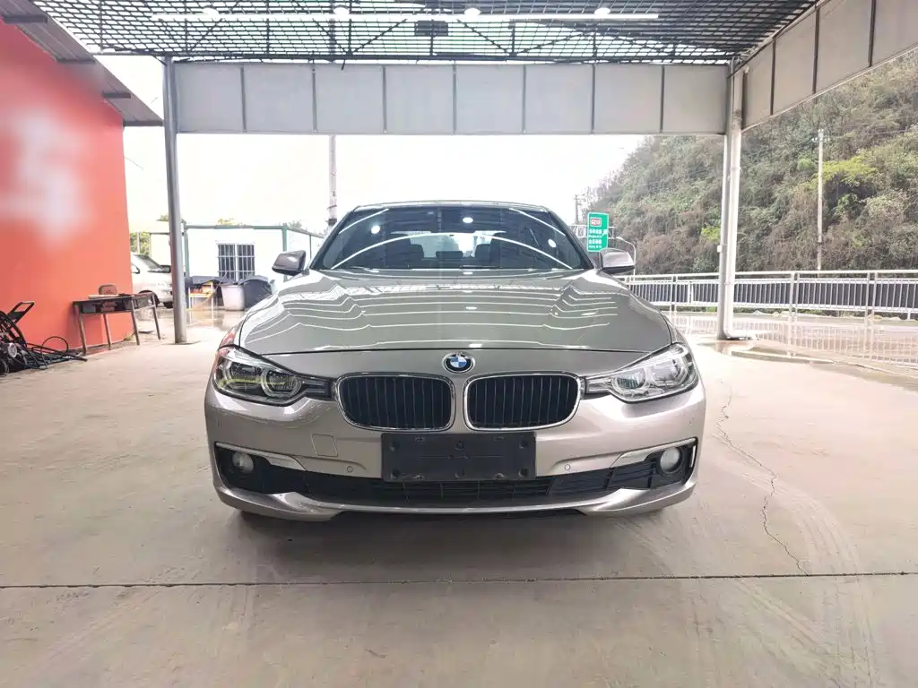 BMW 3 Series 2016