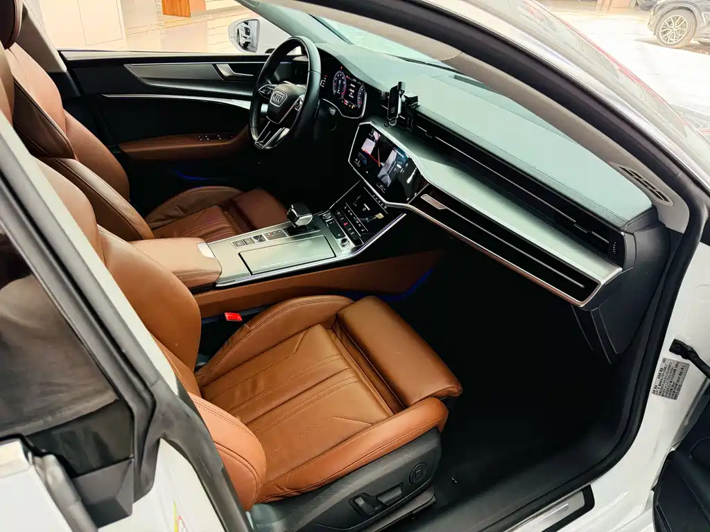 Audi A7 2020 — фото 10