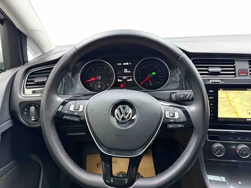 Volkswagen Golf 2020