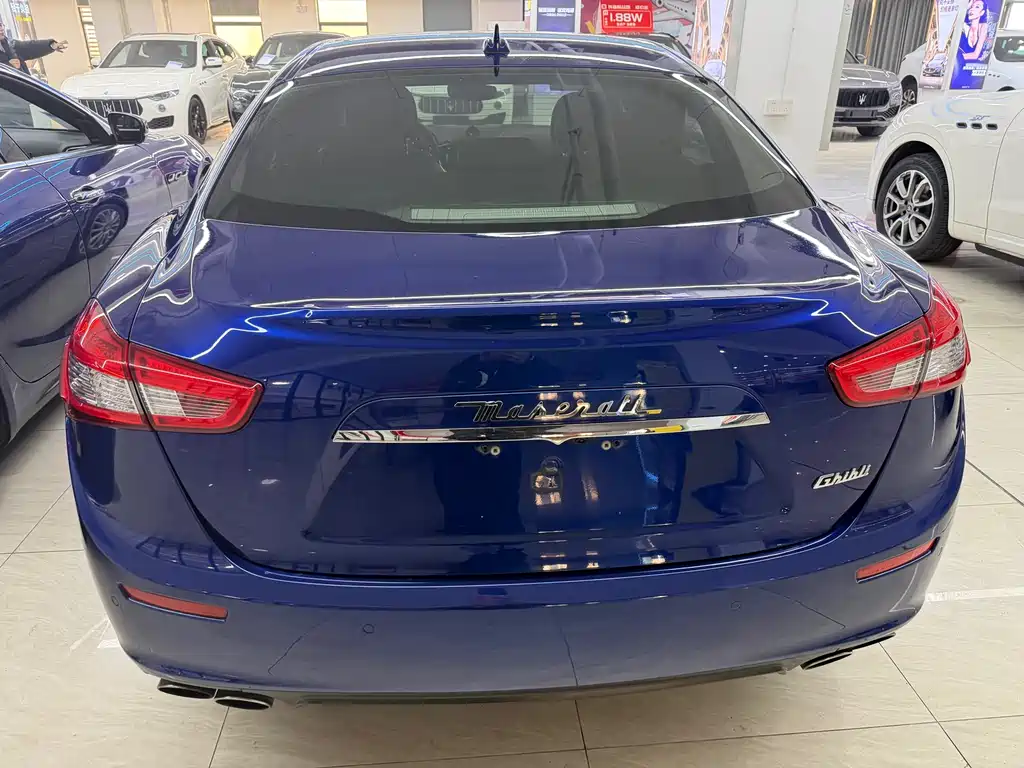 Maserati Ghibli 2017 — фото 8