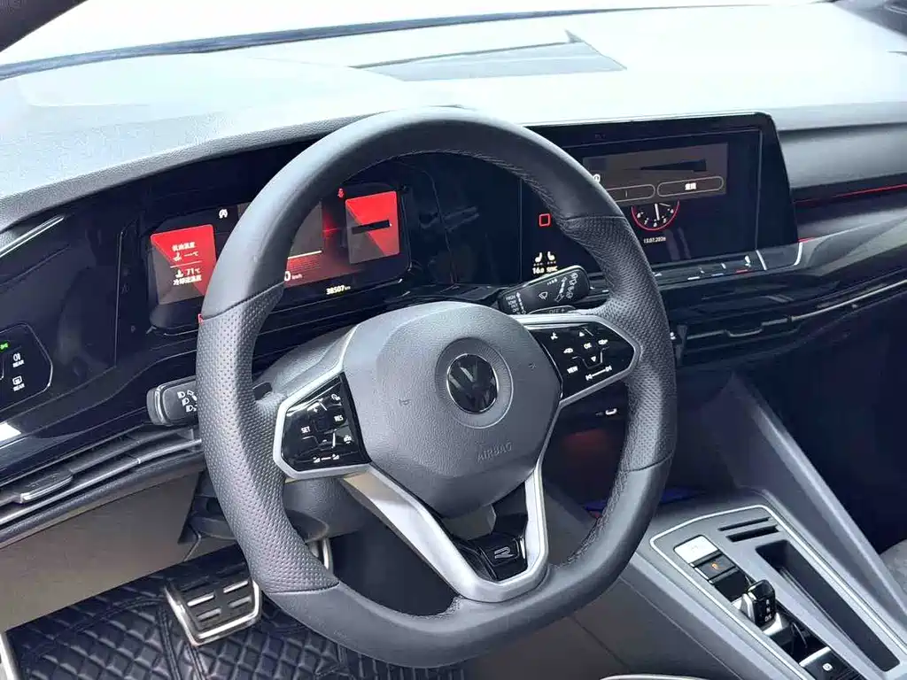 Volkswagen Golf 2023