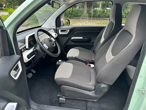 Wuling Hongguang MINIEV 2025
