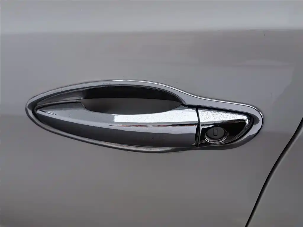 Peugeot 408 2015 — фото 18