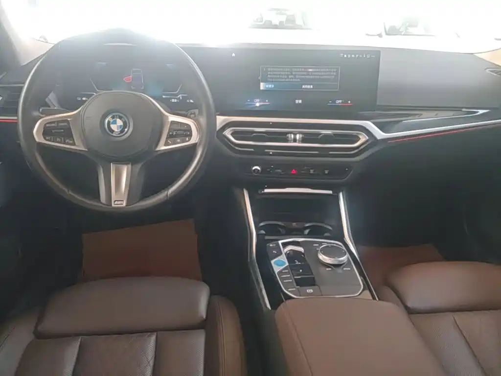 BMW i3 2023 — фото 10
