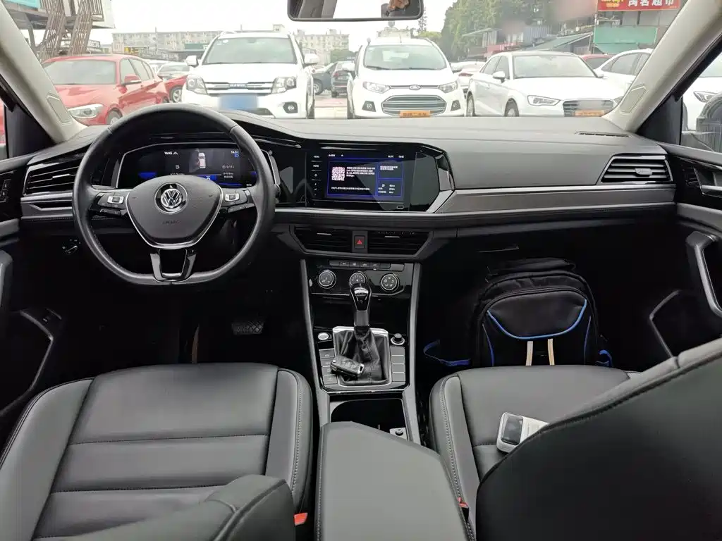 Volkswagen Sagitar 2021