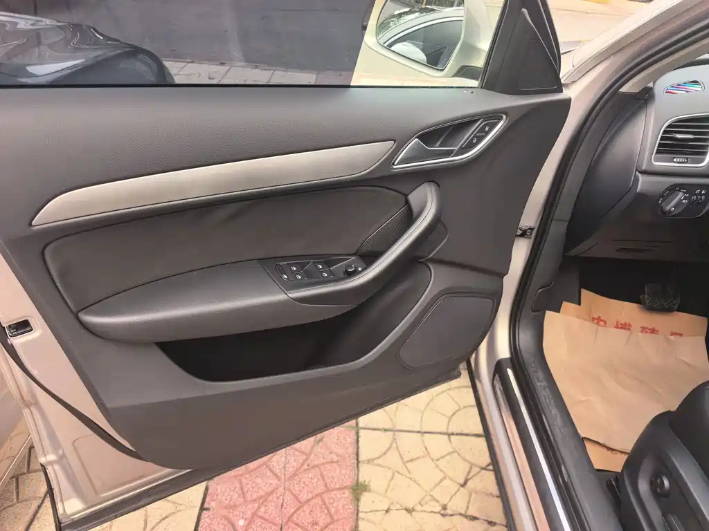 Audi Q3 2015