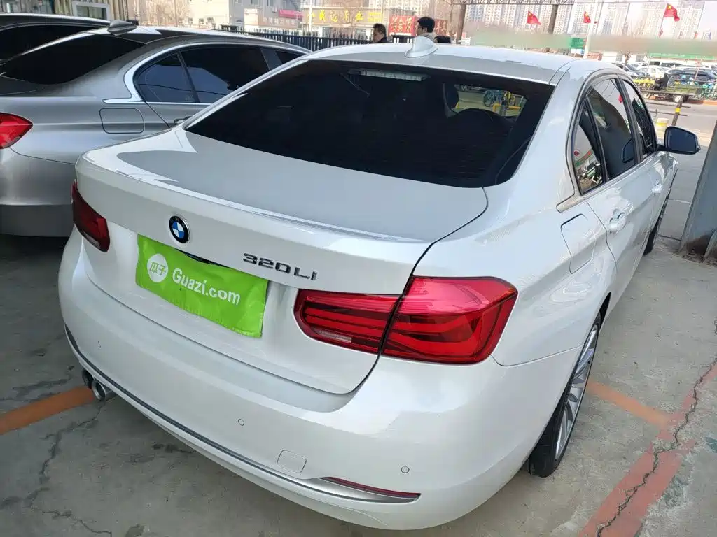 BMW 3 Series 2018