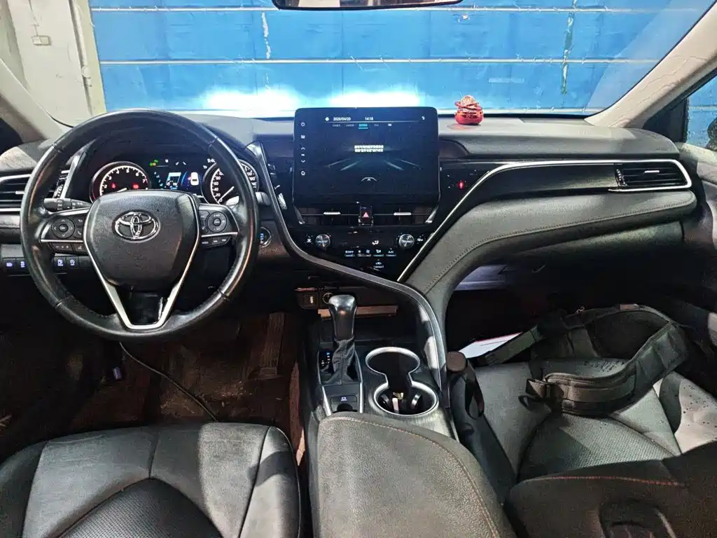 Toyota Camry 2023