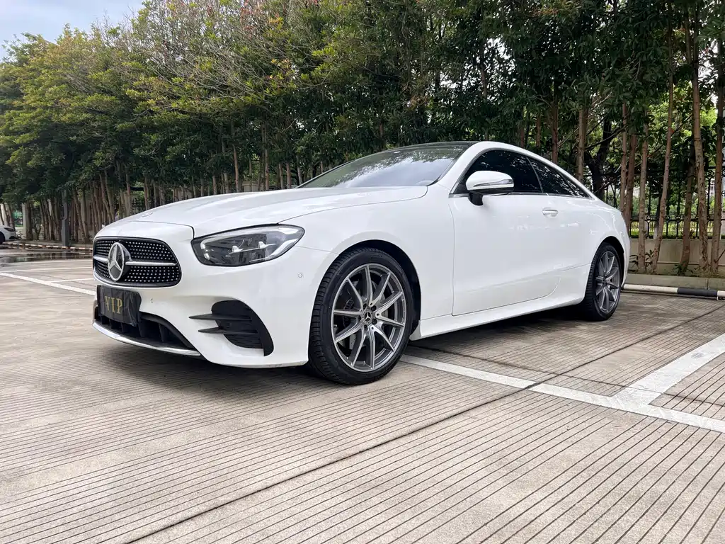 Mercedes-Benz E-Class 2023