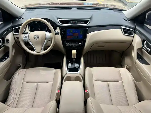 Nissan X-Trail 2014