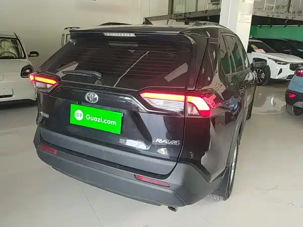 Toyota RAV4 2024