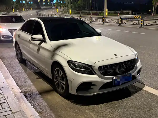 Mercedes-Benz C-Class 2020