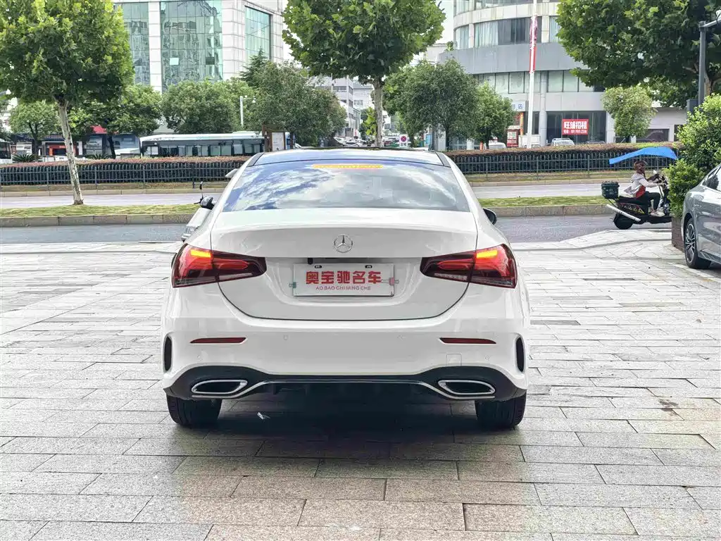 Mercedes-Benz A-Class 2022 — фото 8
