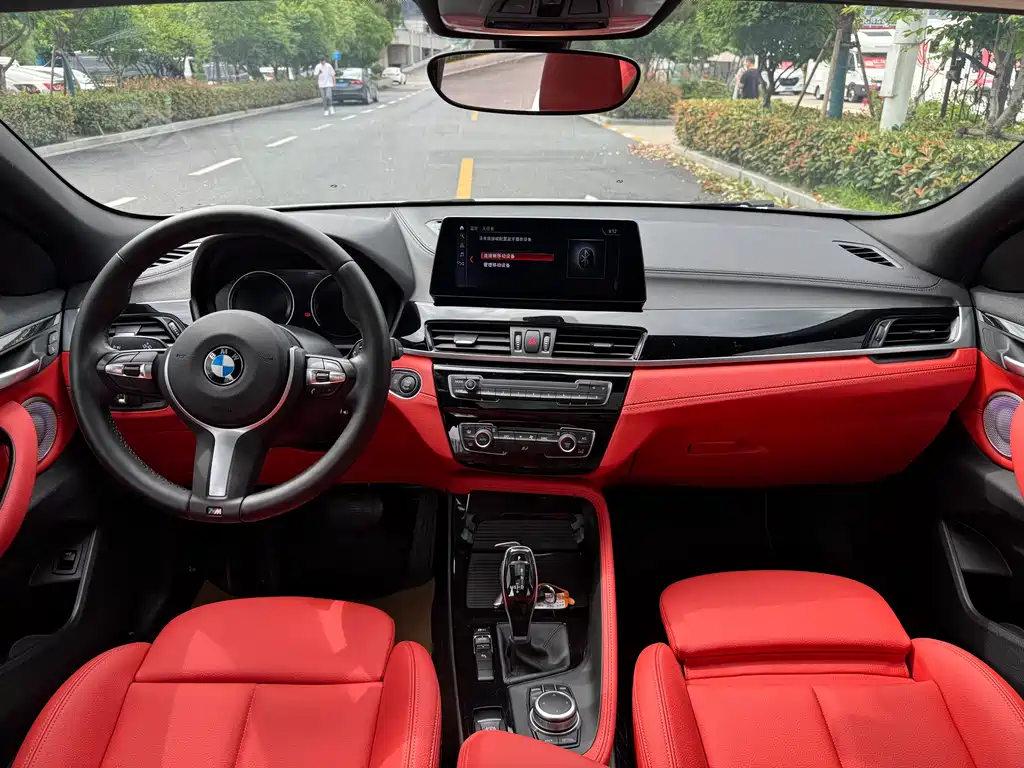 BMW X2 2021 — фото 14
