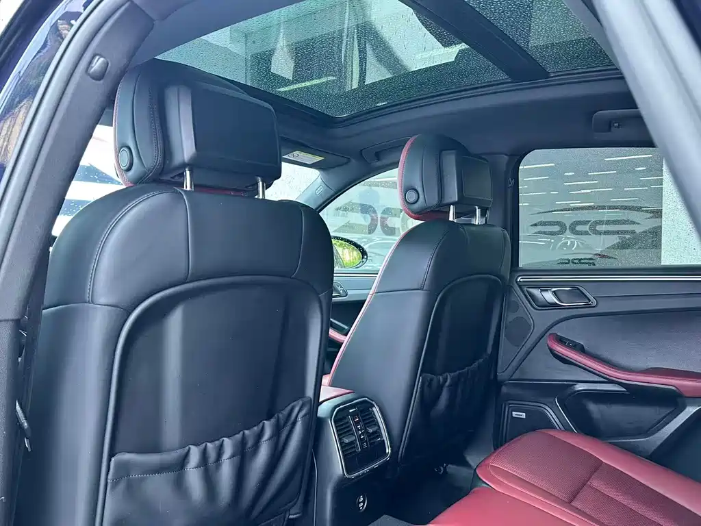 Porsche Macan 2022 — фото 14