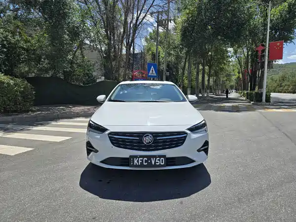 Buick Regal 2021