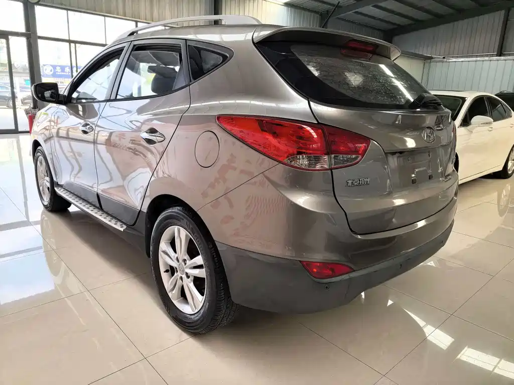 Hyundai ix35 2012 — фото 16