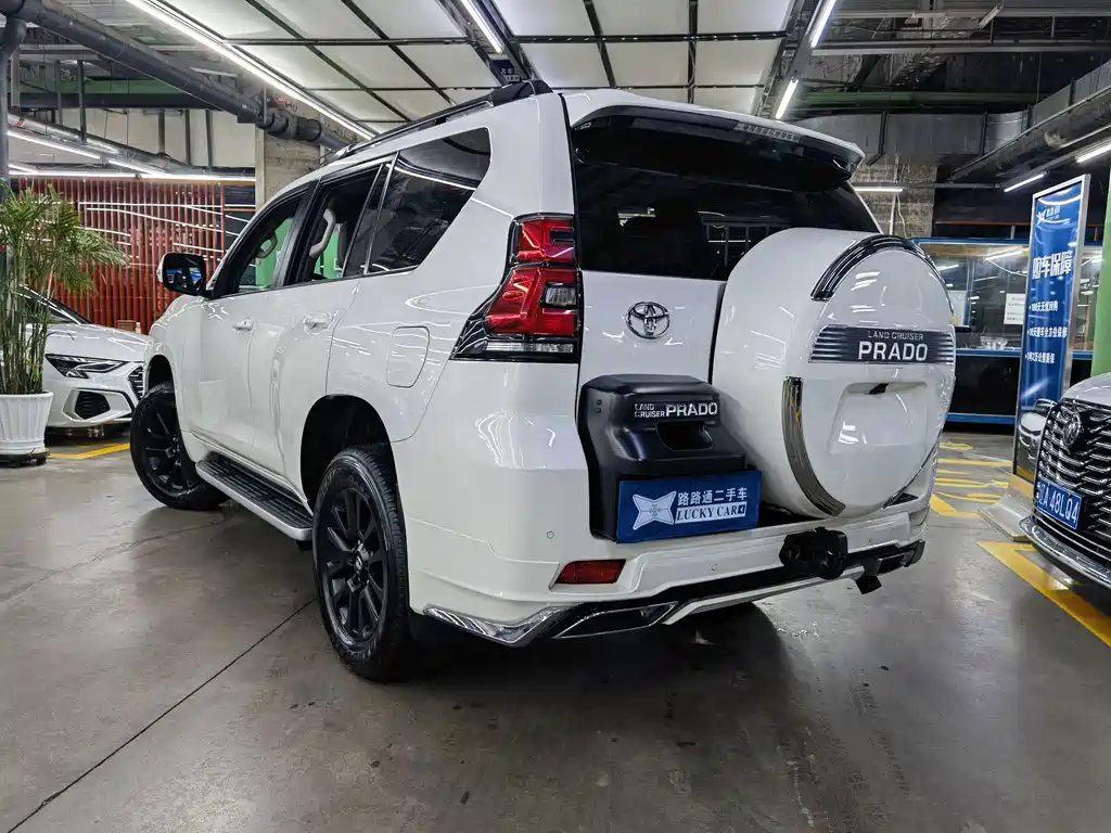 Toyota Prado 2018 — фото 4