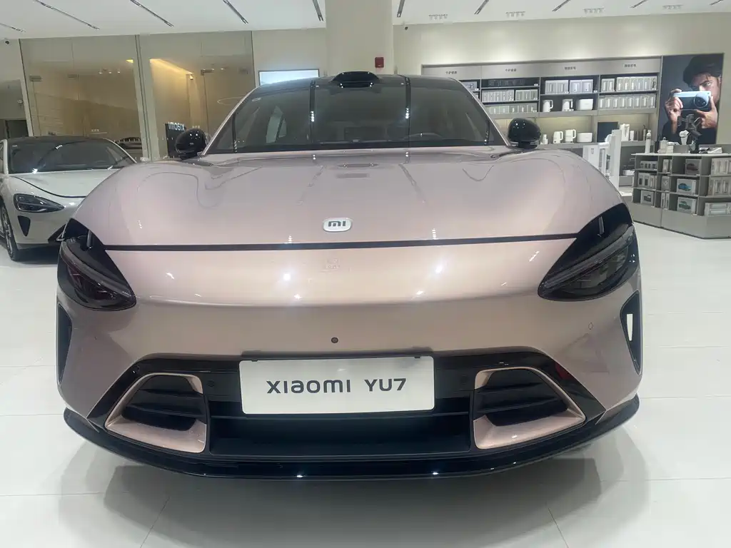 Xiaomi YU7 — фото 2