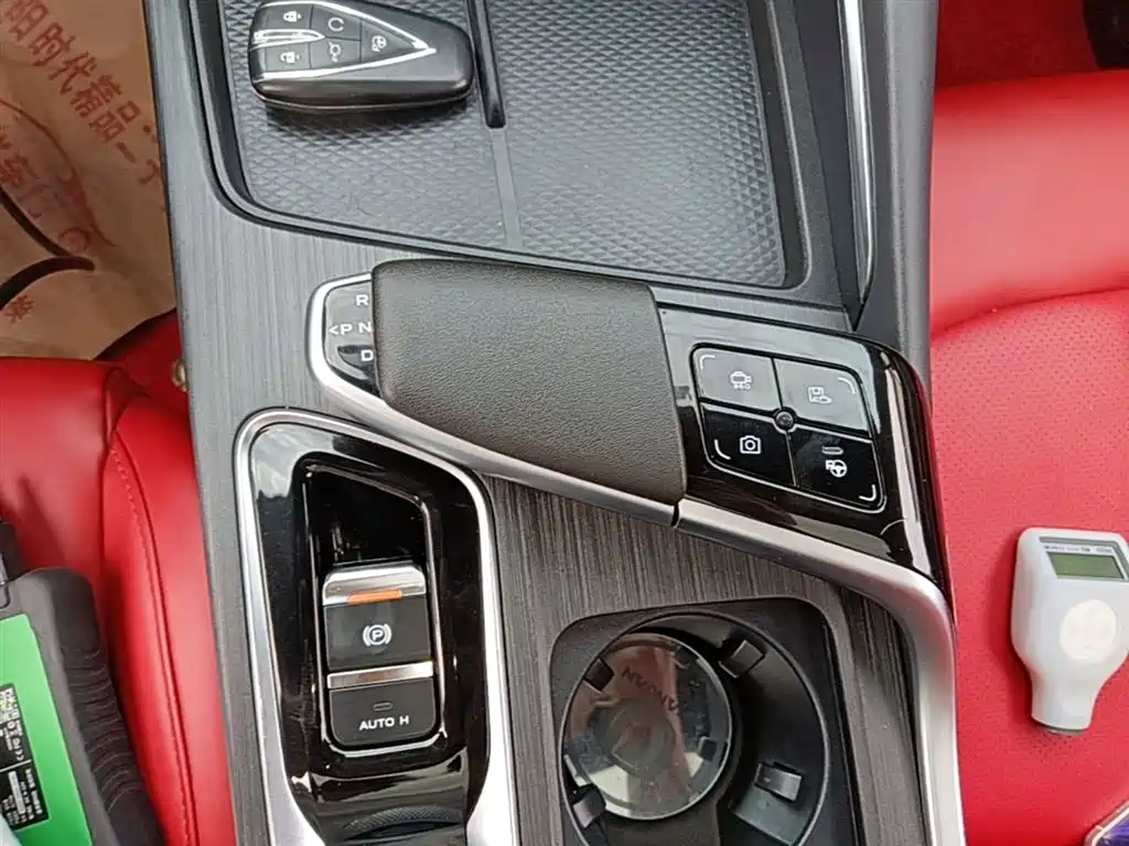 Changan UNI-T 2021 — фото 14