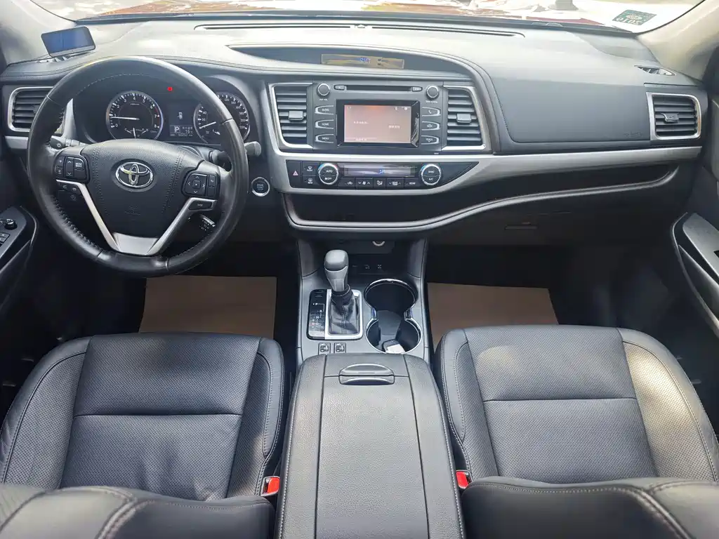 Toyota Highlander 2015 — фото 7