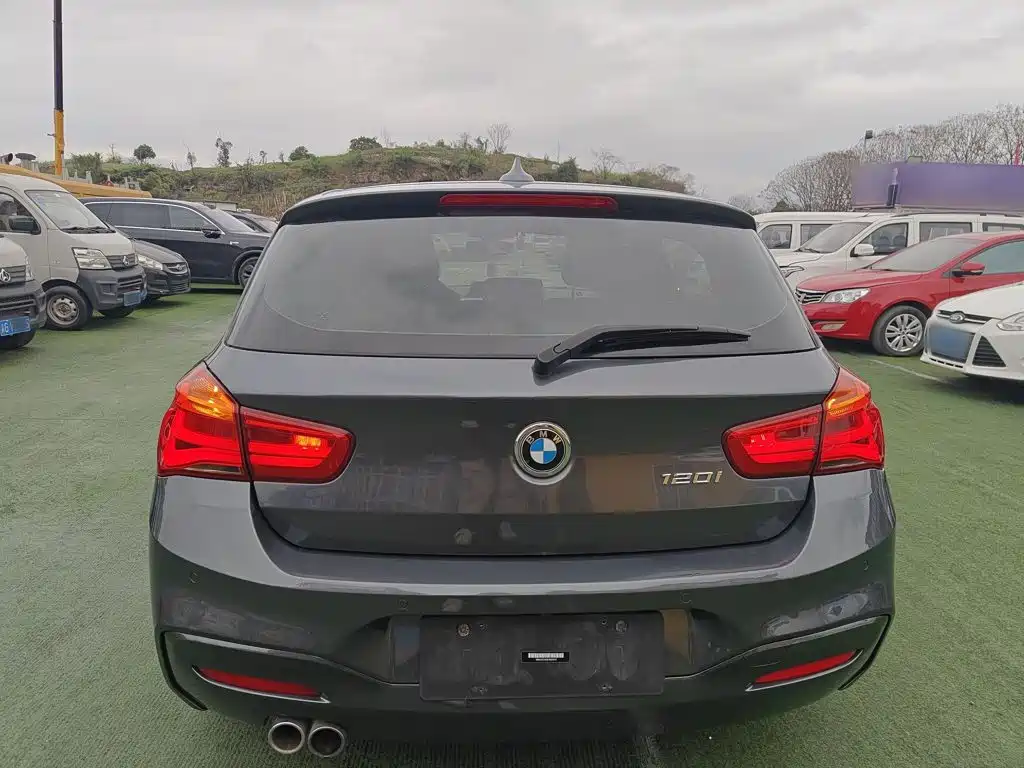 BMW 1 Series 2019