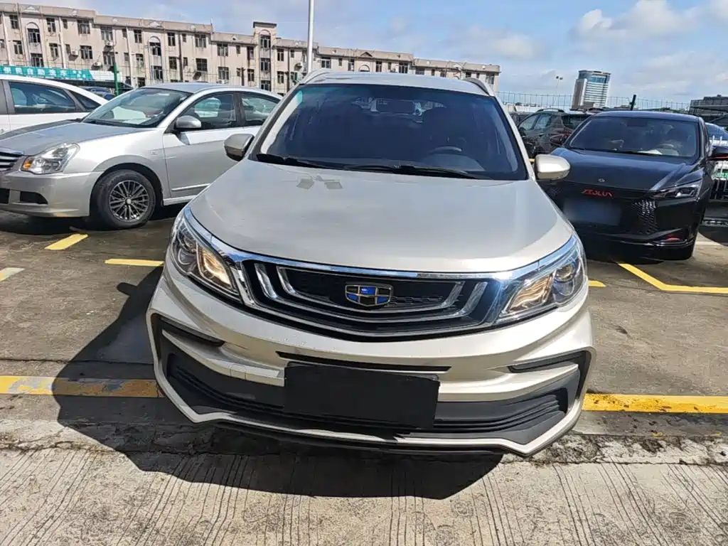 Geely Vision X3 2020 — фото 3