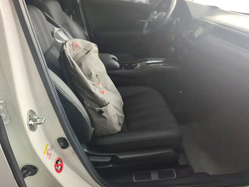 Honda Vezel 2015 — фото 25