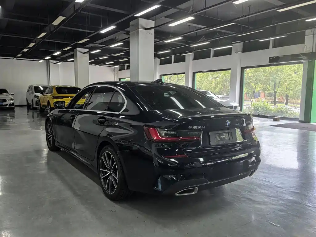 BMW 3 Series 2022