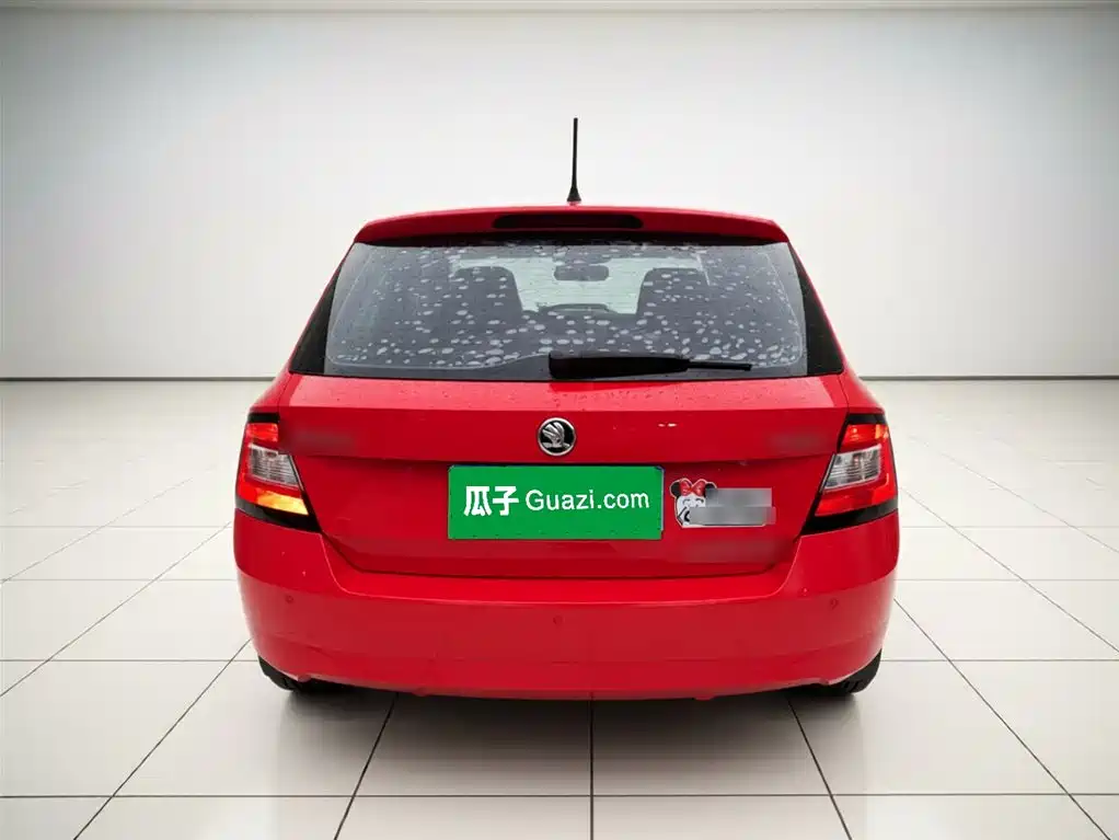 Skoda Fabia 2016 — фото 6