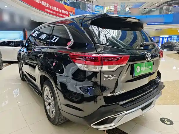Toyota Highlander 2019