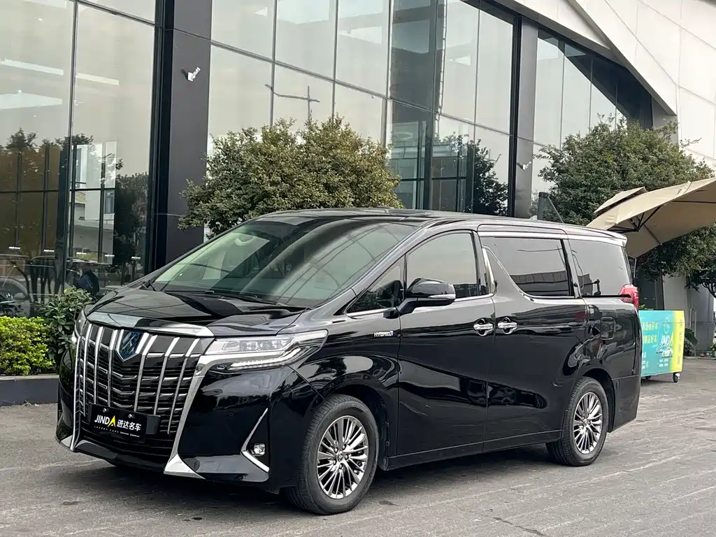 Toyota Alphard 2022 — фото 1