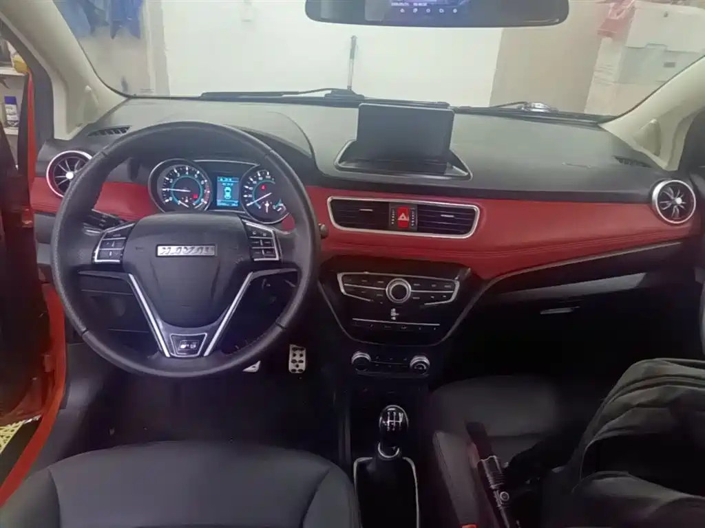 Haval H1 2016 — фото 10